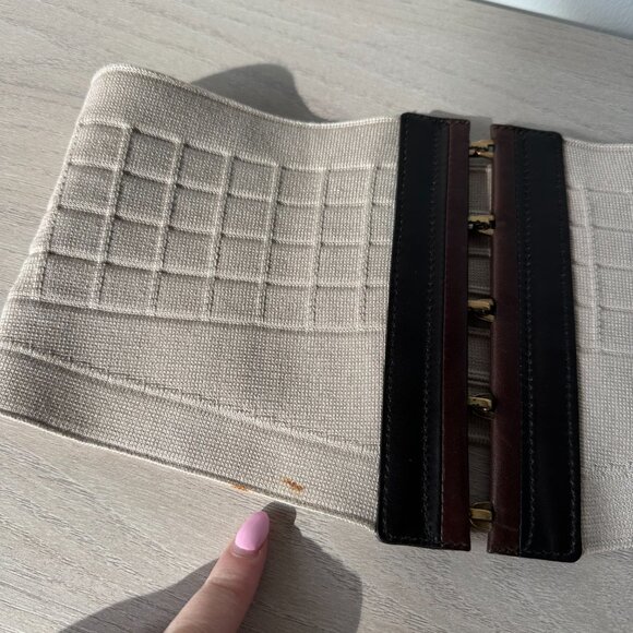 Yves Saint Laurent Corset Waist Belt Sz Medium Hook Type Closure Elastic - Picture 3 of 12